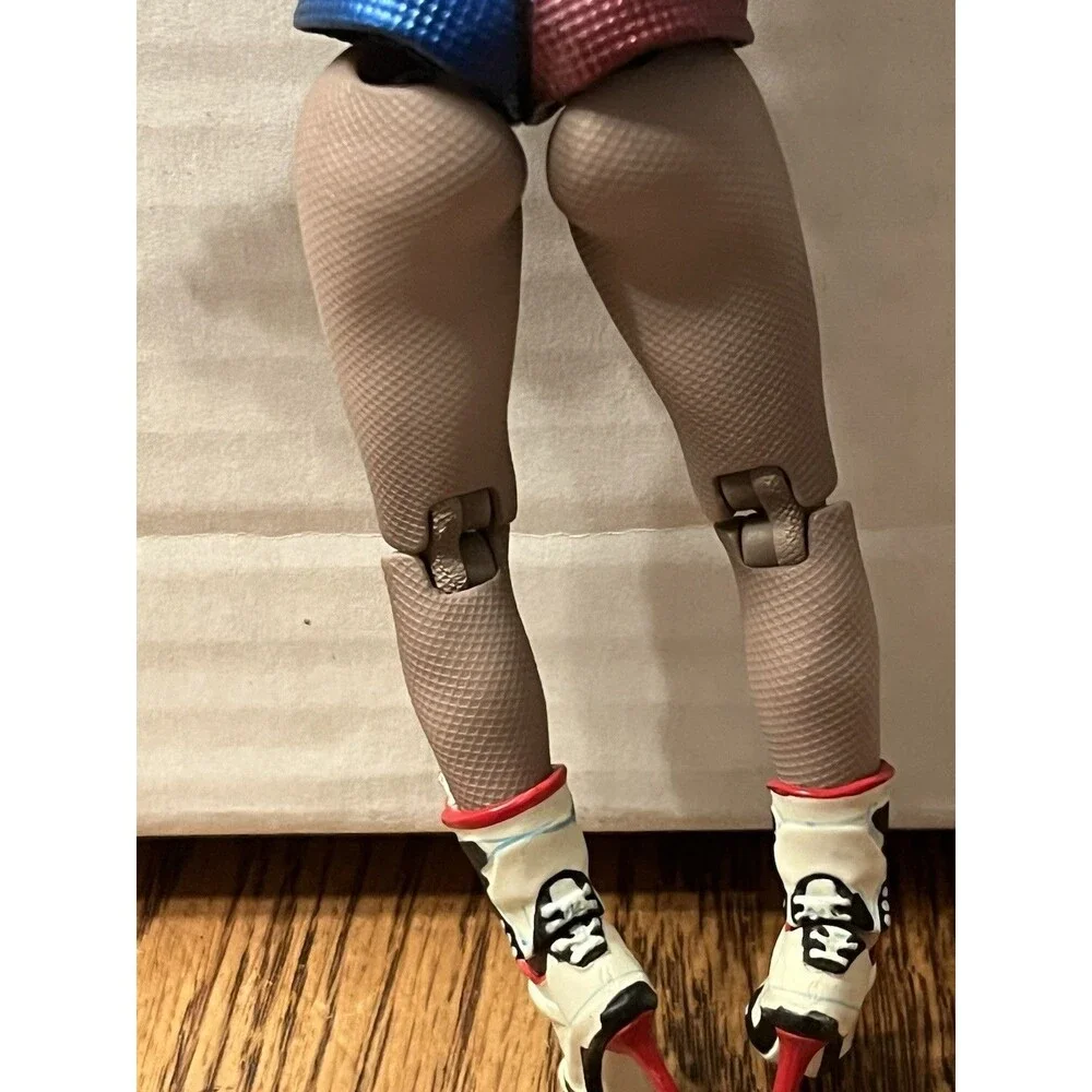 DC Comics Suicide Squad Harley Quinn  Figure 2017